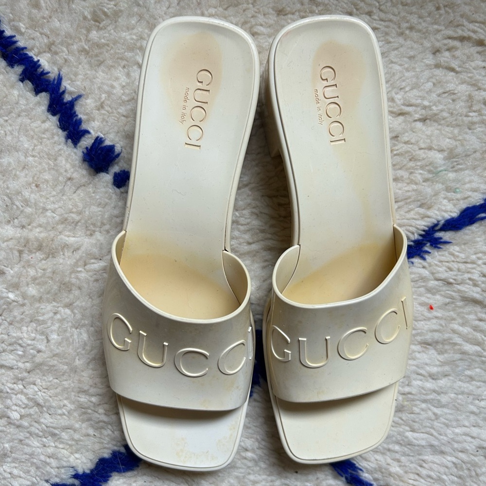Gucci Cream Jelly Sandals